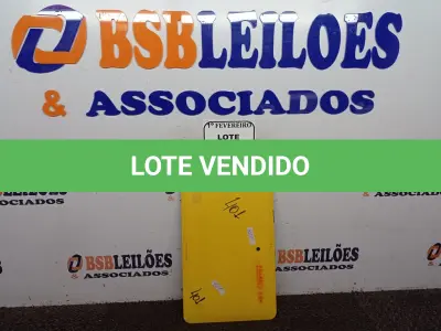 LOTE 132 - 01 TABLET MARCA POSITIVO SEM FONTE. (NO ESTADO) ATENÇÃO! FAZER A VISITAÇÃO ANTES DE ARREMATAR, NÃO SABEMOS SE FUNCIONA. LEILÃO NÃO TEM GARANTIA E NEM DEVOLUÇÃO, SUJEITO A POSSÍVEIS AVARIAS VISÍVEIS/OCULTAS E/OU AUSÊNCIA DE COMPONENTES.