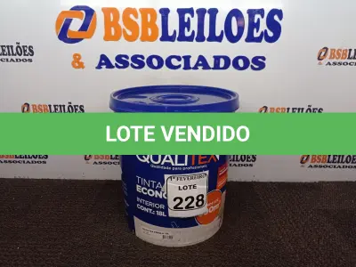 LOTE 228 - 01 BALDE DE TINTA QUALITEX NA COR PÉROLA 18 L. (NO ESTADO) ATENÇÃO! FAZER A VISITAÇÃO ANTES DE ARREMATAR, NÃO SABEMOS SE FUNCIONA. LEILÃO NÃO TEM GARANTIA E NEM DEVOLUÇÃO, SUJEITO A POSSÍVEIS AVARIAS VISÍVEIS/OCULTAS E/OU AUSÊNCIA DE COMPONENTES.