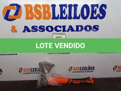 LOTE 044 - 01 MACHADO DESIGN ECONÔMICO DE 800G COM CABO EMBORRACHADO NA COR LARANJA\PRETO. (NO ESTADO) ATENÇÃO! FAZER A VISITAÇÃO ANTES DE ARREMATAR, NÃO SABEMOS SE FUNCIONA. LEILÃO NÃO TEM GARANTIA E NEM DEVOLUÇÃO, SUJEITO A POSSÍVEIS AVARIAS VISÍVEIS/OCULTAS E/OU AUSÊNCIA DE COMPONENTES.