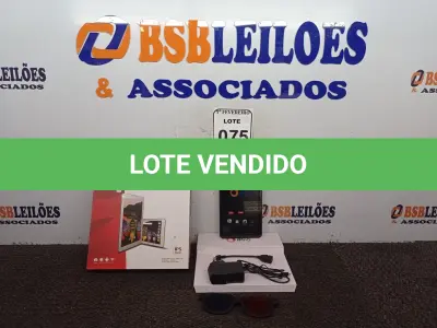 LOTE 075 - UM TABLET IPRO MODELO HS-738. (NO ESTADO) ATENÇÃO! FAZER A VISITAÇÃO ANTES DE ARREMATAR, NÃO SABEMOS SE FUNCIONA. LEILÃO NÃO TEM GARANTIA E NEM DEVOLUÇÃO, SUJEITO A POSSÍVEIS AVARIAS VISÍVEIS/OCULTAS E/OU AUSÊNCIA DE COMPONENTES.