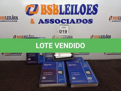 LOTE 019 - 05 REFLETORES LED PARA AMBIENTES EXTERNOS 100W.(NOVO) (NO ESTADO) ATENÇÃO! FAZER A VISITAÇÃO ANTES DE ARREMATAR, NÃO SABEMOS SE FUNCIONA. LEILÃO NÃO TEM GARANTIA E NEM DEVOLUÇÃO, SUJEITO A POSSÍVEIS AVARIAS VISÍVEIS/OCULTAS E/OU AUSÊNCIA DE COMPONENTES.