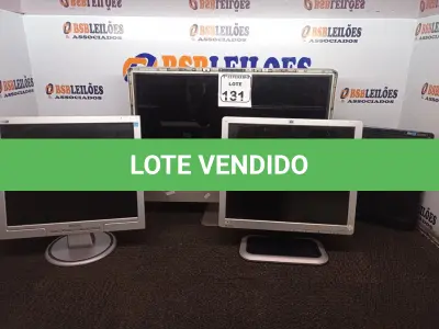 LOTE 131 - 03 MONITORES LCD MARCAS E MODELOS DIVERSOS E 01 SUCATA DE IPAD. (NO ESTADO) ATENÇÃO! FAZER A VISITAÇÃO ANTES DE ARREMATAR, NÃO SABEMOS SE FUNCIONA. LEILÃO NÃO TEM GARANTIA E NEM DEVOLUÇÃO, SUJEITO A POSSÍVEIS AVARIAS VISÍVEIS/OCULTAS E/OU AUSÊNCIA DE COMPONENTES.