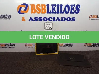 LOTE 035 - 01 TABLET MARCA POSITIVO SEM CARREGADOR. (NO ESTADO) ATENÇÃO! FAZER A VISITAÇÃO ANTES DE ARREMATAR, NÃO SABEMOS SE FUNCIONA. LEILÃO NÃO TEM GARANTIA E NEM DEVOLUÇÃO, SUJEITO A POSSÍVEIS AVARIAS VISÍVEIS/OCULTAS E/OU AUSÊNCIA DE COMPONENTES.