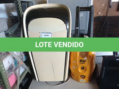 LOTE 140 - 01 AR CONDICIONADO PORTÁTIL MARCA MIDEA E 01 LAVADORA DE ALTA PRESSÃO MARCA WAP. (NO ESTADO) ATENÇÃO! FAZER A VISITAÇÃO ANTES DE ARREMATAR, NÃO SABEMOS SE FUNCIONA. LEILÃO NÃO TEM GARANTIA E NEM DEVOLUÇÃO, SUJEITO A POSSÍVEIS AVARIAS VISÍVEIS/OCULTAS E/OU AUSÊNCIA DE COMPONENTES.