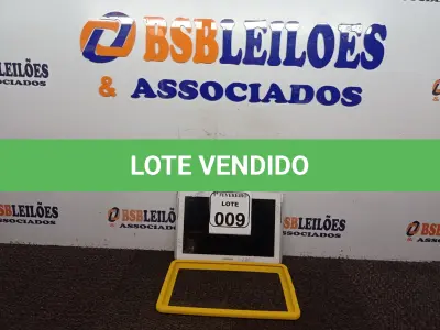 LOTE 009 - 01 TABLET 3G DE 16GB COM WIFI MARCA SAMSUNG SEM CARREGADOR. (NO ESTADO) ATENÇÃO! FAZER A VISITAÇÃO ANTES DE ARREMATAR, NÃO SABEMOS SE FUNCIONA. LEILÃO NÃO TEM GARANTIA E NEM DEVOLUÇÃO, SUJEITO A POSSÍVEIS AVARIAS VISÍVEIS/OCULTAS E/OU AUSÊNCIA DE COMPONENTES.