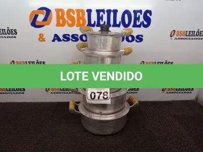LOTE 078 - O1 CONJUNTO DE PANELAS EM ALUMÍNIO. (NOVO) (NO ESTADO) ATENÇÃO! FAZER A VISITAÇÃO ANTES DE ARREMATAR, NÃO SABEMOS SE FUNCIONA. LEILÃO NÃO TEM GARANTIA E NEM DEVOLUÇÃO, SUJEITO A POSSÍVEIS AVARIAS VISÍVEIS/OCULTAS E/OU AUSÊNCIA DE COMPONENTES.