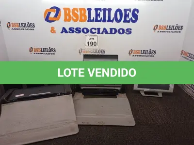 LOTE 190 - 02 SCANNERS’ MARCA HP, 02 MONITORES DE VÍDEO, SENDO 01 MARCA KROMA E 01 TCELECTRON. (NO ESTADO) ATENÇÃO! FAZER A VISITAÇÃO ANTES DE ARREMATAR, NÃO SABEMOS SE FUNCIONA. LEILÃO NÃO TEM GARANTIA E NEM DEVOLUÇÃO, SUJEITO A POSSÍVEIS AVARIAS VISÍVEIS/OCULTAS E/OU AUSÊNCIA DE COMPONENTES.