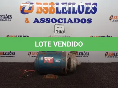 LOTE 165 - 01 BOMBA D’ ‘ÁGUA ½ CV. (NO ESTADO) ATENÇÃO! FAZER A VISITAÇÃO ANTES DE ARREMATAR, NÃO SABEMOS SE FUNCIONA. LEILÃO NÃO TEM GARANTIA E NEM DEVOLUÇÃO, SUJEITO A POSSÍVEIS AVARIAS VISÍVEIS/OCULTAS E/OU AUSÊNCIA DE COMPONENTES.