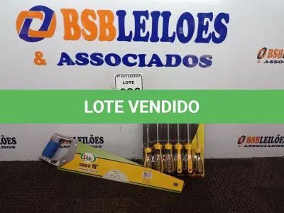 LOTE 096 - 01 SERROTE DE 18’’E 01 KIT DE CHAVE DE FENDAS+PHILIPS. (NOVO) (NO ESTADO) ATENÇÃO! FAZER A VISITAÇÃO ANTES DE ARREMATAR, NÃO SABEMOS SE FUNCIONA. LEILÃO NÃO TEM GARANTIA E NEM DEVOLUÇÃO, SUJEITO A POSSÍVEIS AVARIAS VISÍVEIS/OCULTAS E/OU AUSÊNCIA DE COMPONENTES.