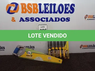 LOTE 096 - 01 SERROTE DE 18’’E 01 KIT DE CHAVE DE FENDAS+PHILIPS. (NOVO) (NO ESTADO) ATENÇÃO! FAZER A VISITAÇÃO ANTES DE ARREMATAR, NÃO SABEMOS SE FUNCIONA. LEILÃO NÃO TEM GARANTIA E NEM DEVOLUÇÃO, SUJEITO A POSSÍVEIS AVARIAS VISÍVEIS/OCULTAS E/OU AUSÊNCIA DE COMPONENTES.