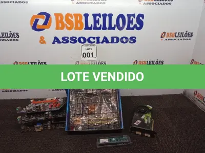 LOTE 001 - 01 LOTE COM 05 PLACAS MÃE, 02 COOLERS, 01 PLACA DE VÍDEO E 01 MEMÓRIA RAM DE 2GB. (NO ESTADO) ATENÇÃO! FAZER A VISITAÇÃO ANTES DE ARREMATAR, NÃO SABEMOS SE FUNCIONA. LEILÃO NÃO TEM GARANTIA E NEM DEVOLUÇÃO, SUJEITO A POSSÍVEIS AVARIAS VISÍVEIS/OCULTAS E/OU AUSÊNCIA DE COMPONENTES.