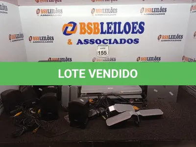 LOTE 155 - 02 HOMES THEATHER COM AVARIAS. (NO ESTADO) ATENÇÃO! FAZER A VISITAÇÃO ANTES DE ARREMATAR, NÃO SABEMOS SE FUNCIONA. LEILÃO NÃO TEM GARANTIA E NEM DEVOLUÇÃO, SUJEITO A POSSÍVEIS AVARIAS VISÍVEIS/OCULTAS E/OU AUSÊNCIA DE COMPONENTES.
