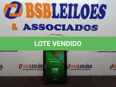 LOTE 074 - 01 TABLET POSITIVO YPY AB10E HORIZONTAL. (NO ESTADO) ATENÇÃO! FAZER A VISITAÇÃO ANTES DE ARREMATAR, NÃO SABEMOS SE FUNCIONA. LEILÃO NÃO TEM GARANTIA E NEM DEVOLUÇÃO, SUJEITO A POSSÍVEIS AVARIAS VISÍVEIS/OCULTAS E/OU AUSÊNCIA DE COMPONENTES.
