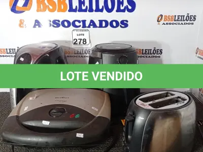 LOTE 278 - 02 AIR FRYER, 01 TORRADEIRA E 01 GRILL. (NO ESTADO) ATENÇÃO! FAZER A VISITAÇÃO ANTES DE ARREMATAR, NÃO SABEMOS SE FUNCIONA. LEILÃO NÃO TEM GARANTIA E NEM DEVOLUÇÃO, SUJEITO A POSSÍVEIS AVARIAS VISÍVEIS/OCULTAS E/OU AUSÊNCIA DE COMPONENTES.