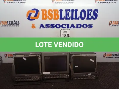 LOTE 183 - 03 MONITORES DE VÍDEO MARCA SONY. (NO ESTADO) ATENÇÃO! FAZER A VISITAÇÃO ANTES DE ARREMATAR, NÃO SABEMOS SE FUNCIONA. LEILÃO NÃO TEM GARANTIA E NEM DEVOLUÇÃO, SUJEITO A POSSÍVEIS AVARIAS VISÍVEIS/OCULTAS E/OU AUSÊNCIA DE COMPONENTES.