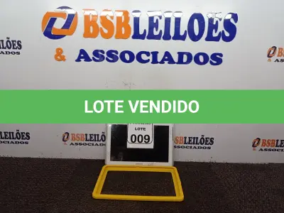 LOTE 009 - 01 TABLET 3G DE 16GB COM WIFI MARCA SAMSUNG SEM CARREGADOR. (NO ESTADO) ATENÇÃO! FAZER A VISITAÇÃO ANTES DE ARREMATAR, NÃO SABEMOS SE FUNCIONA. LEILÃO NÃO TEM GARANTIA E NEM DEVOLUÇÃO, SUJEITO A POSSÍVEIS AVARIAS VISÍVEIS/OCULTAS E/OU AUSÊNCIA DE COMPONENTES.