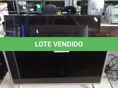 LOTE 286 - 02 TV’S PARA RETIRADA DE PEÇAS. (NO ESTADO) ATENÇÃO! FAZER A VISITAÇÃO ANTES DE ARREMATAR, NÃO SABEMOS SE FUNCIONA. LEILÃO NÃO TEM GARANTIA E NEM DEVOLUÇÃO, SUJEITO A POSSÍVEIS AVARIAS VISÍVEIS/OCULTAS E/OU AUSÊNCIA DE COMPONENTES.
