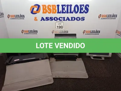 LOTE 190 - 02 SCANNERS’ MARCA HP, 02 MONITORES DE VÍDEO, SENDO 01 MARCA KROMA E 01 TCELECTRON. (NO ESTADO) ATENÇÃO! FAZER A VISITAÇÃO ANTES DE ARREMATAR, NÃO SABEMOS SE FUNCIONA. LEILÃO NÃO TEM GARANTIA E NEM DEVOLUÇÃO, SUJEITO A POSSÍVEIS AVARIAS VISÍVEIS/OCULTAS E/OU AUSÊNCIA DE COMPONENTES.