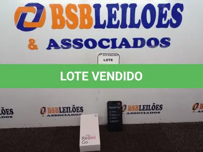 LOTE 026 - 01 CELULAR REDMI GO 1GB DE RAM BLACK. (NÃO ESTÁ CARREGANDO) (NO ESTADO) ATENÇÃO! FAZER A VISITAÇÃO ANTES DE ARREMATAR, NÃO SABEMOS SE FUNCIONA. LEILÃO NÃO TEM GARANTIA E NEM DEVOLUÇÃO, SUJEITO A POSSÍVEIS AVARIAS VISÍVEIS/OCULTAS E/OU AUSÊNCIA DE COMPONENTES.