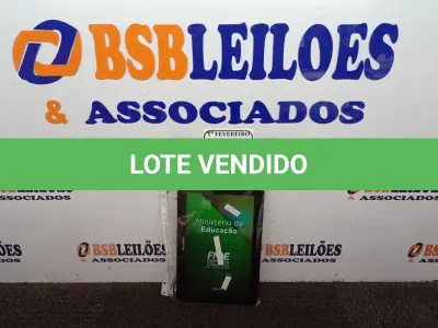 LOTE 068 - 01 TABLET POSITIVO YPY AB10E HORIZONTAL COM CARREGADOR (NO ESTADO) ATENÇÃO! FAZER A VISITAÇÃO ANTES DE ARREMATAR, NÃO SABEMOS SE FUNCIONA. LEILÃO NÃO TEM GARANTIA E NEM DEVOLUÇÃO, SUJEITO A POSSÍVEIS AVARIAS VISÍVEIS/OCULTAS E/OU AUSÊNCIA DE COMPONENTES.
