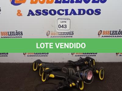 LOTE 043 - 07 LEITORAS DE CÓDIGO DE BARRAS. (NO ESTADO) ATENÇÃO! FAZER A VISITAÇÃO ANTES DE ARREMATAR, NÃO SABEMOS SE FUNCIONA. LEILÃO NÃO TEM GARANTIA E NEM DEVOLUÇÃO, SUJEITO A POSSÍVEIS AVARIAS VISÍVEIS/OCULTAS E/OU AUSÊNCIA DE COMPONENTES.