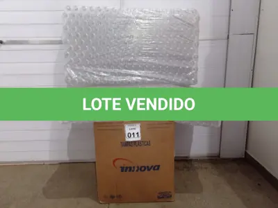 LOTE 011 - 01 CAIXA COM TAMPAS DE GARRAFA PET E 02 FARDOS DE GARRAFA PET DE 270ML. (NO ESTADO) ATENÇÃO! FAZER A VISITAÇÃO ANTES DE ARREMATAR, NÃO SABEMOS SE FUNCIONA. LEILÃO NÃO TEM GARANTIA E NEM DEVOLUÇÃO, SUJEITO A POSSÍVEIS AVARIAS VISÍVEIS/OCULTAS E/OU AUSÊNCIA DE COMPONENTES.