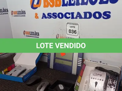 LOTE 036 - 02 TV’S BOX USB 2.0, 03 MOUSES SEM FIO E 01 PORTA RETRATO DIGITAL. (NO ESTADO) ATENÇÃO! FAZER A VISITAÇÃO ANTES DE ARREMATAR, NÃO SABEMOS SE FUNCIONA. LEILÃO NÃO TEM GARANTIA E NEM DEVOLUÇÃO, SUJEITO A POSSÍVEIS AVARIAS VISÍVEIS/OCULTAS E/OU AUSÊNCIA DE COMPONENTES.