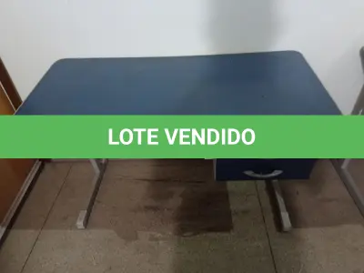 LOTE 036 - 01 MESA PARA ESCRITÓRIO. (NO ESTADO) ATENÇÃO! FAZER A VISITAÇÃO ANTES DE ARREMATAR, NÃO SABEMOS SE FUNCIONA. LEILÃO NÃO TEM GARANTIA E NEM DEVOLUÇÃO, SUJEITO A POSSÍVEIS AVARIAS VISÍVEIS/OCULTAS E/OU AUSÊNCIA DE COMPONENTES.