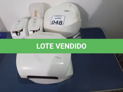 LOTE 048 - 02 DISPENSES DE PAPEL E 02 DISPENSES DE ÁLCOOL(NO ESTADO) ATENÇÃO! FAZER A VISITAÇÃO ANTES DE ARREMATAR, NÃO SABEMOS SE FUNCIONA. LEILÃO NÃO TEM GARANTIA E NEM DEVOLUÇÃO, SUJEITO A POSSÍVEIS AVARIAS VISÍVEIS/OCULTAS E/OU AUSÊNCIA DE COMPONENTES.