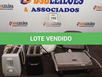 LOTE 102 - 03 SANDUICHEIRAS MARCAS E MODELOS DIVERSOS E 03 TORRADEIRAS. (NO ESTADO) ATENÇÃO! FAZER A VISITAÇÃO ANTES DE ARREMATAR, NÃO SABEMOS SE FUNCIONA. LEILÃO NÃO TEM GARANTIA E NEM DEVOLUÇÃO, SUJEITO A POSSÍVEIS AVARIAS VISÍVEIS/OCULTAS E/OU AUSÊNCIA DE COMPONENTES.