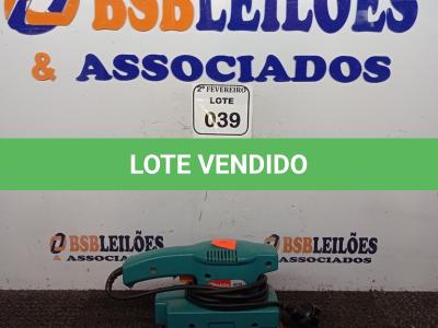 LOTE 039 - 01 LIXADEIRA MARCA MAKITA 220V. (NO ESTADO) ATENÇÃO! FAZER A VISITAÇÃO ANTES DE ARREMATAR, NÃO SABEMOS SE FUNCIONA. LEILÃO NÃO TEM GARANTIA E NEM DEVOLUÇÃO, SUJEITO A POSSÍVEIS AVARIAS VISÍVEIS/OCULTAS E/OU AUSÊNCIA DE COMPONENTES.