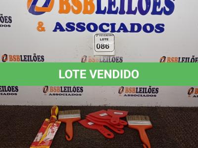 LOTE 086 - 02 PINCÉIS, 01 SERROTE E 05 ESPÁTULAS DE PLÁSTICO P/GESSO MARCAS E MODELOS DIVERSOS (NOVO). (NO ESTADO) ATENÇÃO! FAZER A VISITAÇÃO ANTES DE ARREMATAR, NÃO SABEMOS SE FUNCIONA. LEILÃO NÃO TEM GARANTIA E NEM DEVOLUÇÃO, SUJEITO A POSSÍVEIS AVARIAS VISÍVEIS/OCULTAS E/OU AUSÊNCIA DE COMPONENTES.