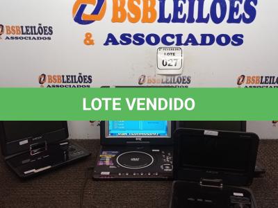 LOTE 027 - 04 DVD’S PLAYER PORTÁTIL, SENDO 01 MARCA BAK E 03 MOX. (NO ESTADO) ATENÇÃO! FAZER A VISITAÇÃO ANTES DE ARREMATAR, NÃO SABEMOS SE FUNCIONA. LEILÃO NÃO TEM GARANTIA E NEM DEVOLUÇÃO, SUJEITO A POSSÍVEIS AVARIAS VISÍVEIS/OCULTAS E/OU AUSÊNCIA DE COMPONENTES.