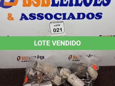 LOTE 021 - 01 LOTE COM CÂMERAS DE SEGURANÇA MARCAS E MODELOS DIVERSOS. (NO ESTADO) ATENÇÃO! FAZER A VISITAÇÃO ANTES DE ARREMATAR, NÃO SABEMOS SE FUNCIONA. LEILÃO NÃO TEM GARANTIA E NEM DEVOLUÇÃO, SUJEITO A POSSÍVEIS AVARIAS VISÍVEIS/OCULTAS E/OU AUSÊNCIA DE COMPONENTES.