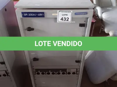 LOTE 432 - 01 FONTE RETIFICADORA 200A/48VOLTS. (NO ESTADO) ATENÇÃO! FAZER A VISITAÇÃO ANTES DE ARREMATAR, NÃO SABEMOS SE FUNCIONA. LEILÃO NÃO TEM GARANTIA E NEM DEVOLUÇÃO, SUJEITO A POSSÍVEIS AVARIAS VISÍVEIS/OCULTAS E/OU AUSÊNCIA DE COMPONENTES.