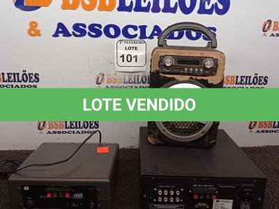 LOTE 101 - 02 AMPLIFICADORES E 01 CAIXA DE SOM PORTÁTIL. (ESTADO) ATENÇÃO! FAZER A VISITAÇÃO ANTES DE ARREMATAR, NÃO SABEMOS SE FUNCIONA. LEILÃO NÃO TEM GARANTIA E NEM DEVOLUÇÃO, SUJEITO A POSSÍVEIS AVARIAS VISÍVEIS/OCULTAS E/OU AUSÊNCIA DE COMPONENTES.
