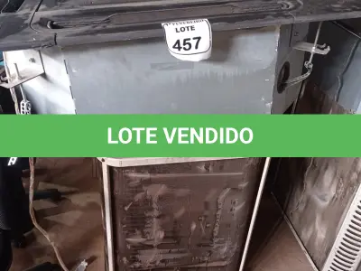 LOTE 457 - 01 AR CONDICIONADO COM EVAPORADORA DE TETO CENTRAL.  (NO ESTADO) ATENÇÃO! FAZER A VISITAÇÃO ANTES DE ARREMATAR, NÃO SABEMOS SE FUNCIONA. LEILÃO NÃO TEM GARANTIA E NEM DEVOLUÇÃO, SUJEITO A POSSÍVEIS AVARIAS VISÍVEIS/OCULTAS E/OU AUSÊNCIA DE COMPONENTES.