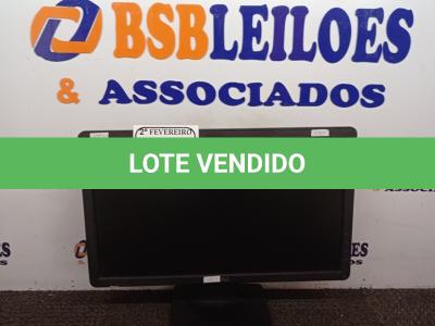 LOTE 084 - 01 MONITOR LCD 19’’ MARCA DELL. (NO ESTADO) ATENÇÃO! FAZER A VISITAÇÃO ANTES DE ARREMATAR, NÃO SABEMOS SE FUNCIONA. LEILÃO NÃO TEM GARANTIA E NEM DEVOLUÇÃO, SUJEITO A POSSÍVEIS AVARIAS VISÍVEIS/OCULTAS E/OU AUSÊNCIA DE COMPONENTES.