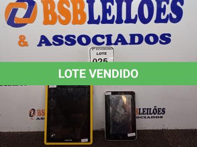 LOTE 025 - 02 TABLETS SEM CARREGADOR, SENDO 01 MARCA POSITIVO E 01 BAK. (NO ESTADO) ATENÇÃO! FAZER A VISITAÇÃO ANTES DE ARREMATAR, NÃO SABEMOS SE FUNCIONA. LEILÃO NÃO TEM GARANTIA E NEM DEVOLUÇÃO, SUJEITO A POSSÍVEIS AVARIAS VISÍVEIS/OCULTAS E/OU AUSÊNCIA DE COMPONENTES.