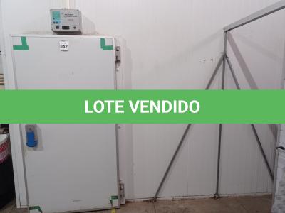 LOTE 042 - 01 CÂMARA FRIA COM UNIDADE CONDENSADORA (APROXIMADAMENTE 3,5X4X2,5M). (NO ESTADO) ATENÇÃO! FAZER A VISITAÇÃO ANTES DE ARREMATAR, NÃO SABEMOS SE FUNCIONA. LEILÃO NÃO TEM GARANTIA E NEM DEVOLUÇÃO, SUJEITO A POSSÍVEIS AVARIAS VISÍVEIS/OCULTAS E/OU AUSÊNCIA DE COMPONENTES.