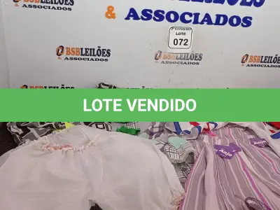 LOTE 072 - 03 VESTIDOS JUNINOS COM 02 SHORTINHOS, 01 TAMANHO G, 02 TAMANHOS GG, 01 2 ANOS E 01 FANTASIA PATATI PATATÁ.  (NO ESTADO) ATENÇÃO! FAZER A VISITAÇÃO ANTES DE ARREMATAR, NÃO SABEMOS SE FUNCIONA. LEILÃO NÃO TEM GARANTIA E NEM DEVOLUÇÃO, SUJEITO A POSSÍVEIS AVARIAS VISÍVEIS/OCULTAS E/OU AUSÊNCIA DE COMPONENTES.