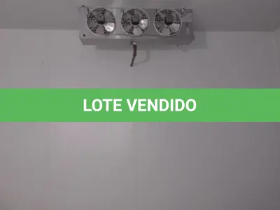 LOTE 042 - 01 CÂMARA FRIA COM UNIDADE CONDENSADORA (APROXIMADAMENTE 3,5X4X2,5M). (NO ESTADO) ATENÇÃO! FAZER A VISITAÇÃO ANTES DE ARREMATAR, NÃO SABEMOS SE FUNCIONA. LEILÃO NÃO TEM GARANTIA E NEM DEVOLUÇÃO, SUJEITO A POSSÍVEIS AVARIAS VISÍVEIS/OCULTAS E/OU AUSÊNCIA DE COMPONENTES.