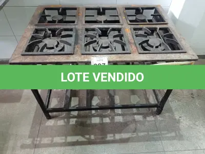 LOTE 007 - 01 FOGÃO INDUSTRIAL DE 6 BOCAS. (NO ESTADO) ATENÇÃO! FAZER A VISITAÇÃO ANTES DE ARREMATAR, NÃO SABEMOS SE FUNCIONA. LEILÃO NÃO TEM GARANTIA E NEM DEVOLUÇÃO, SUJEITO A POSSÍVEIS AVARIAS VISÍVEIS/OCULTAS E/OU AUSÊNCIA DE COMPONENTES.