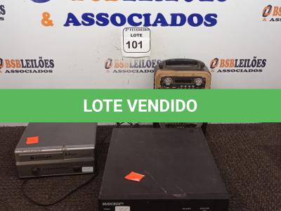 LOTE 101 - 02 AMPLIFICADORES E 01 CAIXA DE SOM PORTÁTIL. (ESTADO) ATENÇÃO! FAZER A VISITAÇÃO ANTES DE ARREMATAR, NÃO SABEMOS SE FUNCIONA. LEILÃO NÃO TEM GARANTIA E NEM DEVOLUÇÃO, SUJEITO A POSSÍVEIS AVARIAS VISÍVEIS/OCULTAS E/OU AUSÊNCIA DE COMPONENTES.