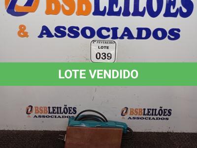 LOTE 039 - 01 LIXADEIRA MARCA MAKITA 220V. (NO ESTADO) ATENÇÃO! FAZER A VISITAÇÃO ANTES DE ARREMATAR, NÃO SABEMOS SE FUNCIONA. LEILÃO NÃO TEM GARANTIA E NEM DEVOLUÇÃO, SUJEITO A POSSÍVEIS AVARIAS VISÍVEIS/OCULTAS E/OU AUSÊNCIA DE COMPONENTES.