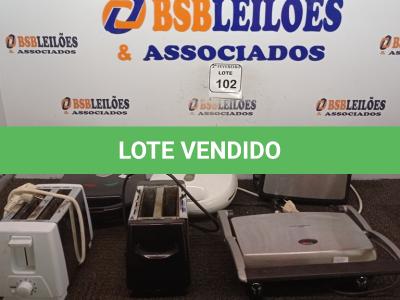 LOTE 102 - 03 SANDUICHEIRAS MARCAS E MODELOS DIVERSOS E 03 TORRADEIRAS. (NO ESTADO) ATENÇÃO! FAZER A VISITAÇÃO ANTES DE ARREMATAR, NÃO SABEMOS SE FUNCIONA. LEILÃO NÃO TEM GARANTIA E NEM DEVOLUÇÃO, SUJEITO A POSSÍVEIS AVARIAS VISÍVEIS/OCULTAS E/OU AUSÊNCIA DE COMPONENTES.