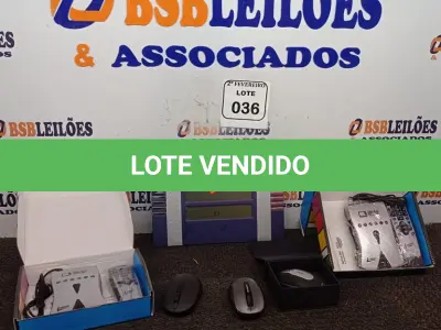 LOTE 036 - 02 TV’S BOX USB 2.0, 03 MOUSES SEM FIO E 01 PORTA RETRATO DIGITAL. (NO ESTADO) ATENÇÃO! FAZER A VISITAÇÃO ANTES DE ARREMATAR, NÃO SABEMOS SE FUNCIONA. LEILÃO NÃO TEM GARANTIA E NEM DEVOLUÇÃO, SUJEITO A POSSÍVEIS AVARIAS VISÍVEIS/OCULTAS E/OU AUSÊNCIA DE COMPONENTES.