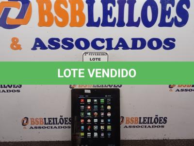 LOTE 074 - 01 TABLET MARCA POSITIVO SEM CARREGADOR. (NO ESTADO) ATENÇÃO! FAZER A VISITAÇÃO ANTES DE ARREMATAR, NÃO SABEMOS SE FUNCIONA. LEILÃO NÃO TEM GARANTIA E NEM DEVOLUÇÃO, SUJEITO A POSSÍVEIS AVARIAS VISÍVEIS/OCULTAS E/OU AUSÊNCIA DE COMPONENTES.