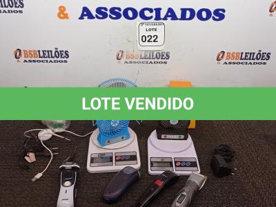 LOTE 022 - 03 BALANÇAS, 03 VENTILADORES DE MESA, 01 LÂMPADA PARA ENFEITE E 05 BARBEADORES ELÉTRICOS.   (NO ESTADO) ATENÇÃO! FAZER A VISITAÇÃO ANTES DE ARREMATAR, NÃO SABEMOS SE FUNCIONA. LEILÃO NÃO TEM GARANTIA E NEM DEVOLUÇÃO, SUJEITO A POSSÍVEIS AVARIAS VISÍVEIS/OCULTAS E/OU AUSÊNCIA DE COMPONENTES.