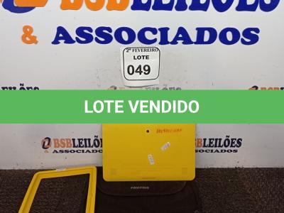 LOTE 049 - 01 TABLET SEM CARREGADOR MARCA POSITIVO. (NO ESTADO) ATENÇÃO! FAZER A VISITAÇÃO ANTES DE ARREMATAR, NÃO SABEMOS SE FUNCIONA. LEILÃO NÃO TEM GARANTIA E NEM DEVOLUÇÃO, SUJEITO A POSSÍVEIS AVARIAS VISÍVEIS/OCULTAS E/OU AUSÊNCIA DE COMPONENTES.